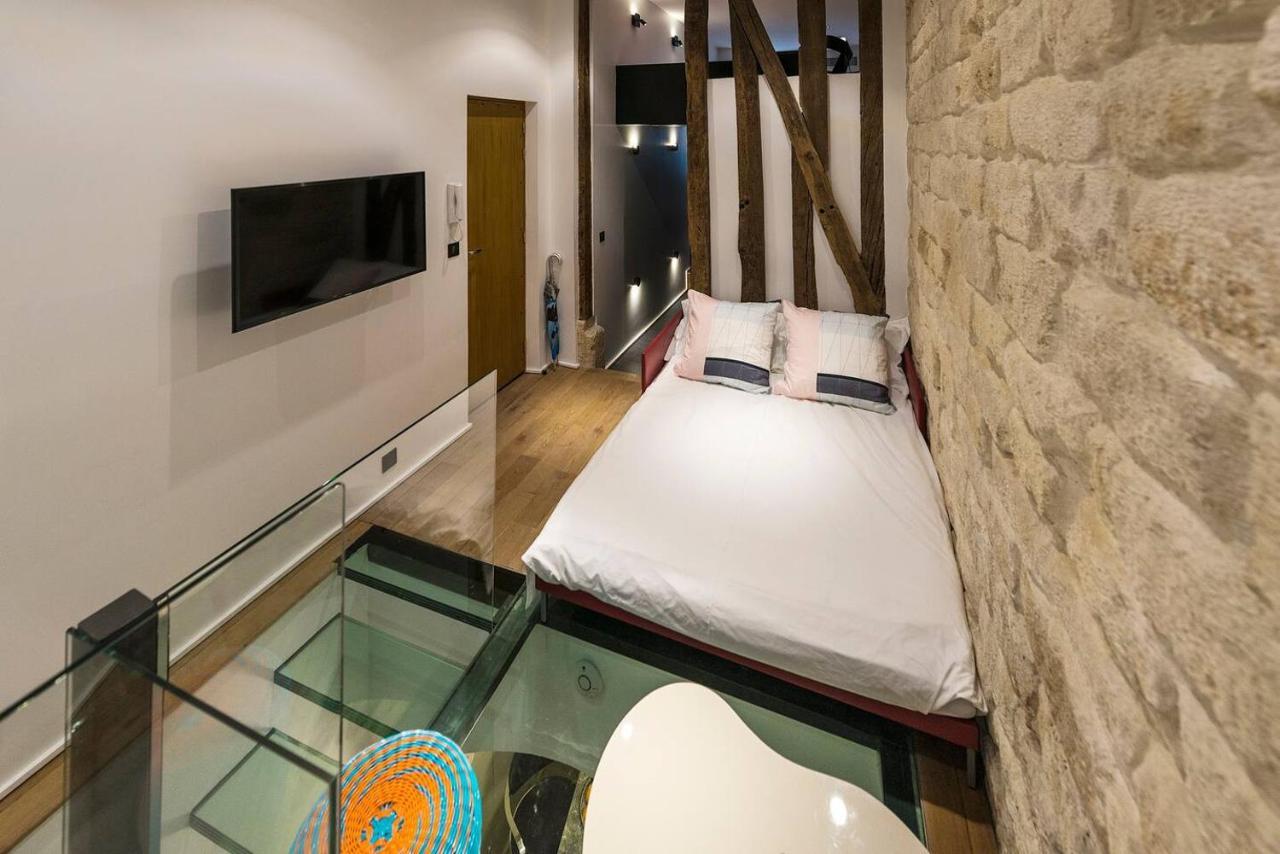 Le Marais - Place Des Vosges - Tournelles 86 Appartement Parijs